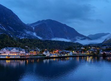 Explore Norway's Fjords and Glaciers on a Cruise from the UK